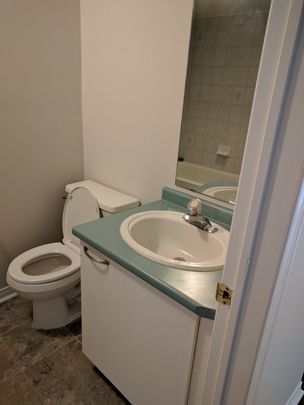 For Lease - 53 Primeau Drive, Aurora, Ontario - Photo 1