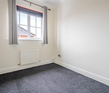 3 bedroom end of terrace house to rent - Photo 5