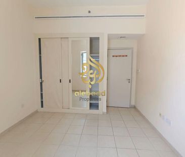 Chiller Free • Front of Metro • Big 1bhk + Store - Photo 4