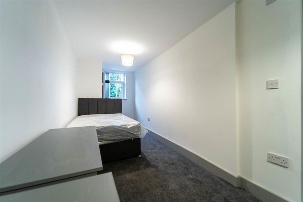 5 bedroom house to rent - Photo 1