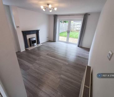 2 bedroom end of terrace house to rent - Photo 3