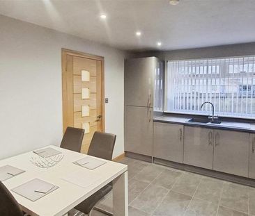 3 bedroom maisonette to rent - Photo 5