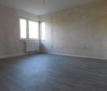 Einziehen und Wohlfühlen - sehr schöne 4-Zimmer-Wohnung mit Einbauk... - Photo 1