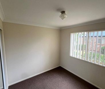 3 Bedroom Unit - Close to Town - Photo 3