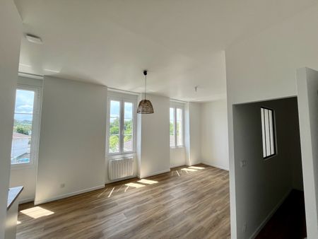Location Appartement 2 pièces 47m² - Photo 2