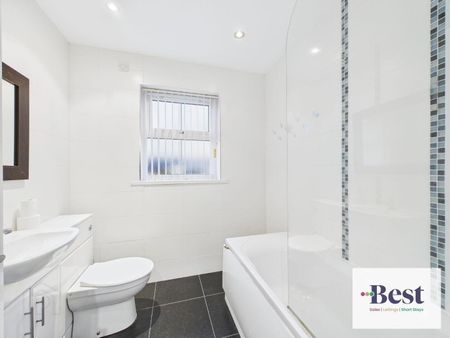 Apartment 7 96-98 Glenarm Road, BT401DS, Larne - Photo 3