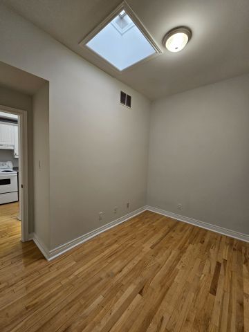 For Lease - 524 Yonge Street Unit# 204, Toronto, Ontario - Photo 4
