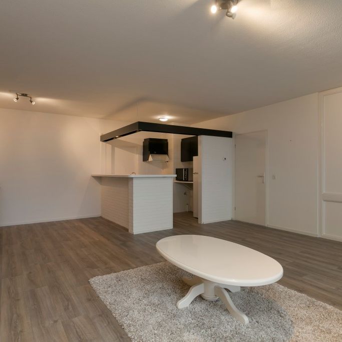 EINDHOVEN, Kastelenplein - Photo 1