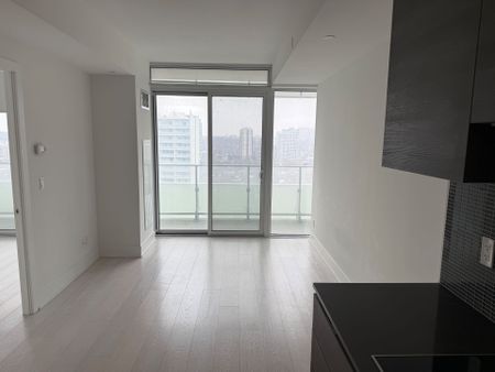 For Lease - 200 Bloor Street Unit# 1708, Toronto, Ontario - Photo 4