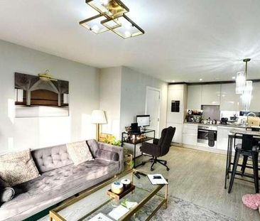 Westgate Court, Uxbridge, Uxbridge, UB10 - Photo 4