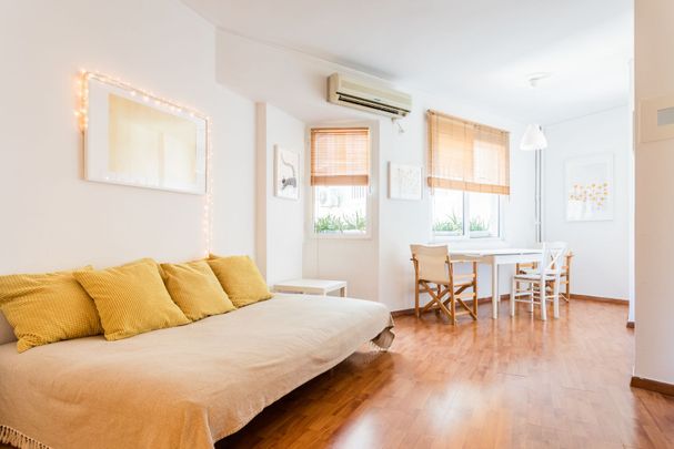 Studio/Γκαρσονιέρα για ενοικίαση - Κέντρο, - Φωτογραφία 1