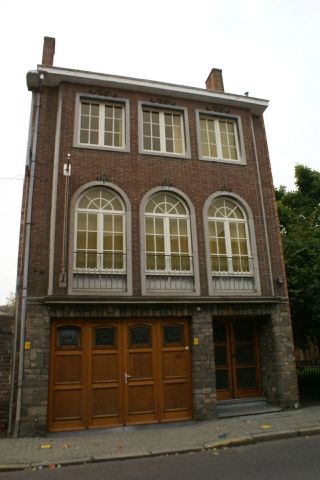 Ruime gerenoveerde woning met 3 slaapkamers in centrum van Sint-Truiden. - Photo 3