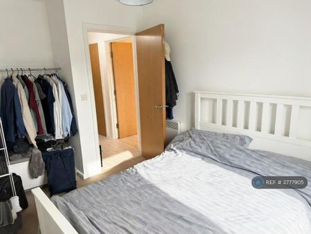 1 bedroom flat to rent - Photo 3
