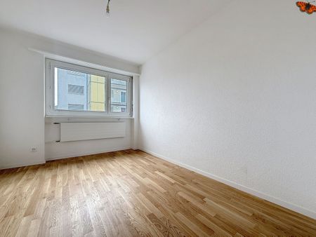 4 ½ ROOMS – Renovated close to all amenities! - Foto 3