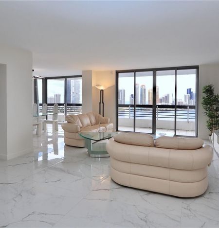 Appartement • Aventura - Photo 3