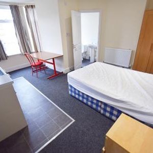 Stoke Road, Shelton, Stoke-On-Trent, ST4 - Photo 2