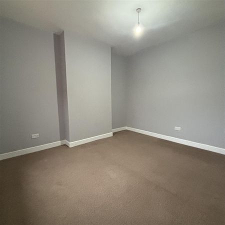 3 BED Terraced House To rent - Photo 4