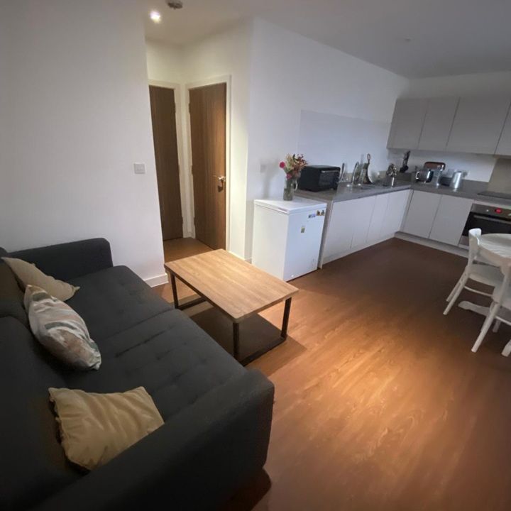 3 Bed Terraced House, Greenshank House, NW9 - Photo 1