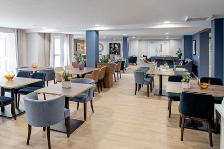 2 bedroom retirement property to rent - Photo 4