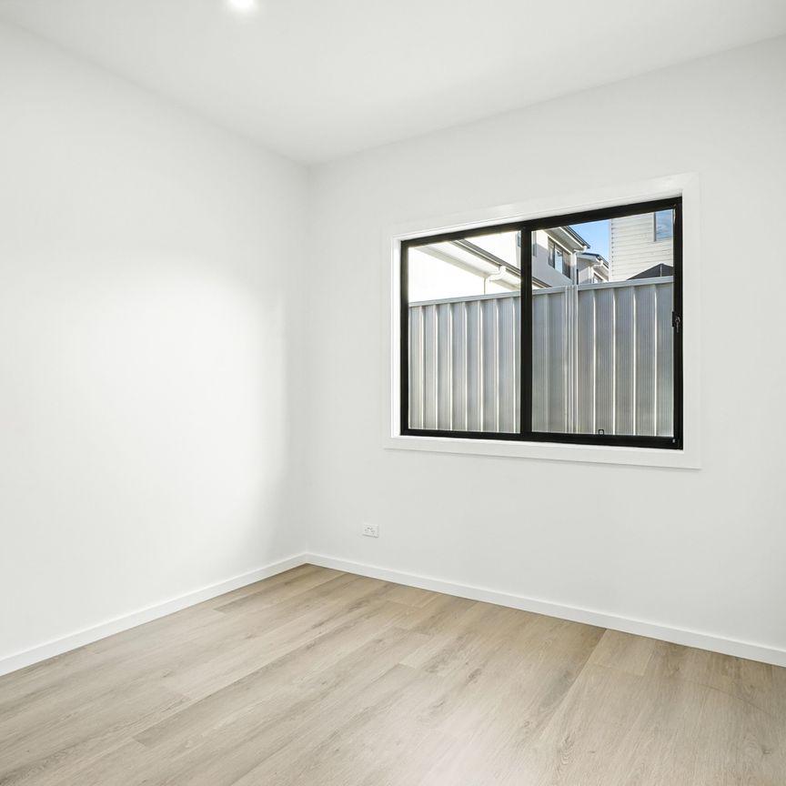 11B Edna Avenue, Toongabbie NSW 2146 - Studio For Rent | Domain - Photo 1