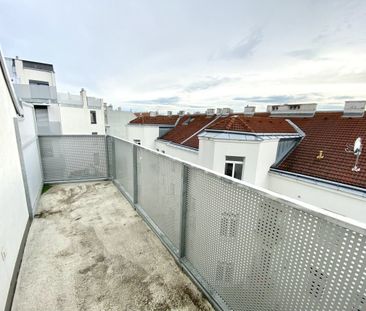 Sonnige 2 Zimmerwohnung mit Balkon im Dachgeschoß - zu mieten in 12... - Photo 4