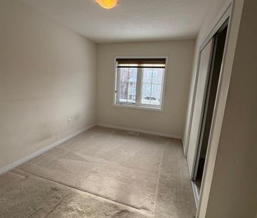 For Lease - 122 Golden Spring Drive, Brampton, Ontario - Photo 4