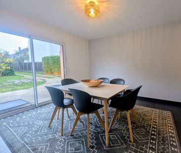 Location Maison 7 pièces 200m² - Photo 2