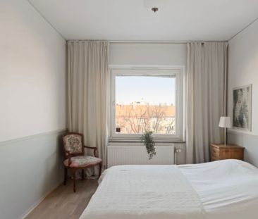 Valhallavägen, Stockholm - Photo 2