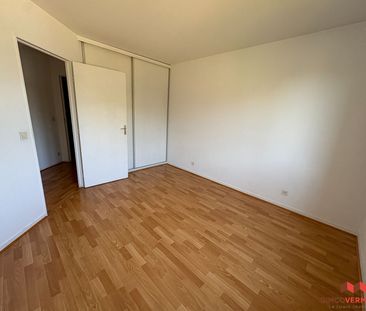 Location Appartement 3 pièces 70m² - Photo 3