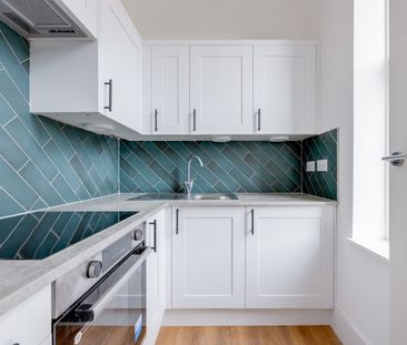 Studio Flat, Selhurst Road, SE25 - Photo 2