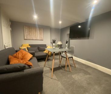 1 bedroom house to rent - Photo 2