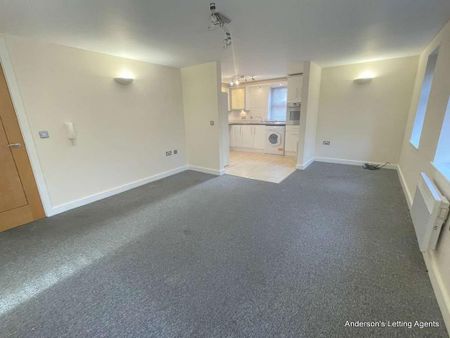 2 bedroom flat to rent - Photo 5