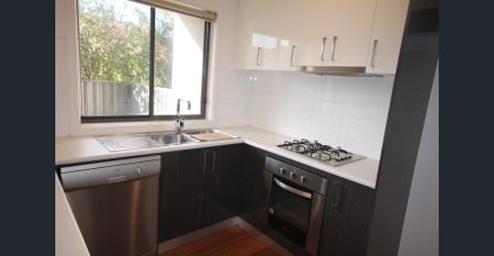 Modern Spacious Townhouse in Great Location - Photo 2