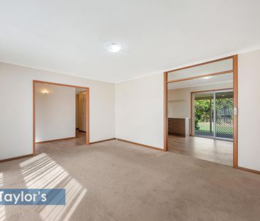 3 BEDROOMS + FAMILY ROOM OR 4TH BEDROOM OPTION - Photo 2