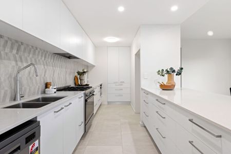 Beautiful Buderim Duplex - Photo 2