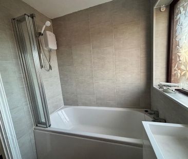 30 Prospect Park, Carrickfergus, BT38 8QA - Photo 2