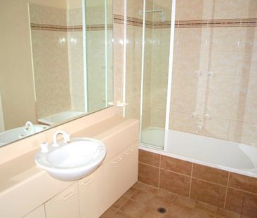 907/83 Queensbridge Street - Photo 3