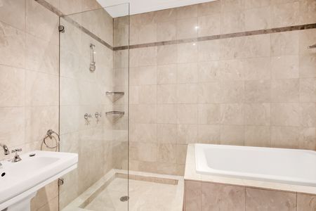 27 Myrtle Street, Chippendale NSW 2008 - House For Rent | Domain - Photo 3