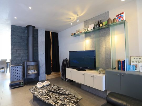 Zeer verzorgde woning met 2 slaapkamers - vlakbij het centrum van Izegem - Photo 1