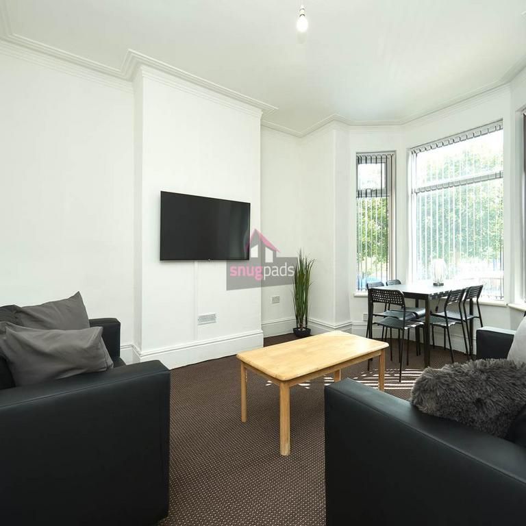 5 bedroom house to rent - Photo 1