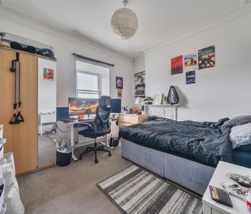 3 bedroom apartment to rent - Photo 5
