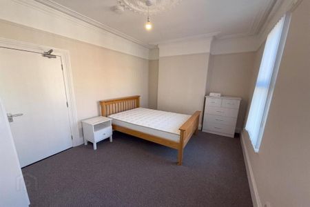 10 Chadwick Street, Belfast, BT9 7FD - Photo 5