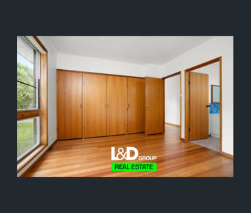 SPACE, LOCATION & ENDLESS POTENTIAL – A RARE LARA OPPORTUNITY! - Photo 2