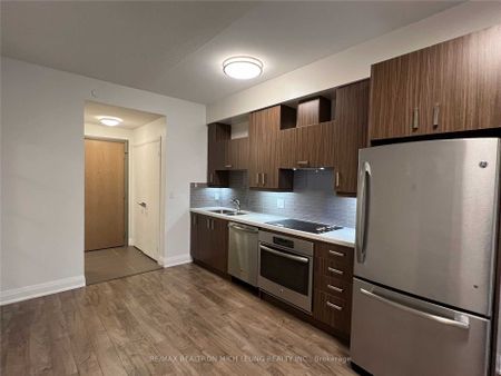 For Lease - 18 Uptown Drive Unit# 332, Markham, Ontario - Photo 5