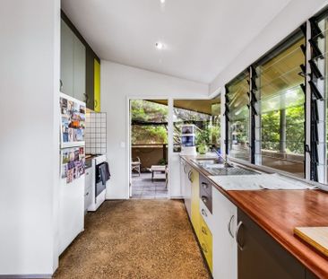 Light-Filled Beachside Home with Effortless Coastal Charm! - Photo 4