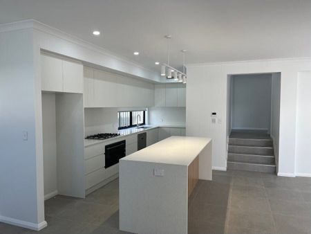 Bassendean - Photo 3