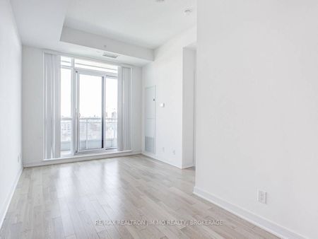 For Lease - 9199 Yonge Street Unit# 815, Richmond Hill, Ontario - Photo 3