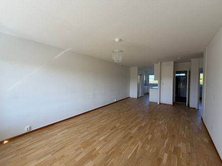 Hagebygatan 174 – 3rok (lgh 1303) - Photo 2