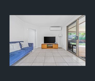 26 Fadden Close, Arundel, Qld 4214 - Photo 1
