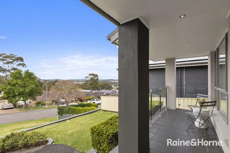 PERFECT FAMILY HOME - Photo 5